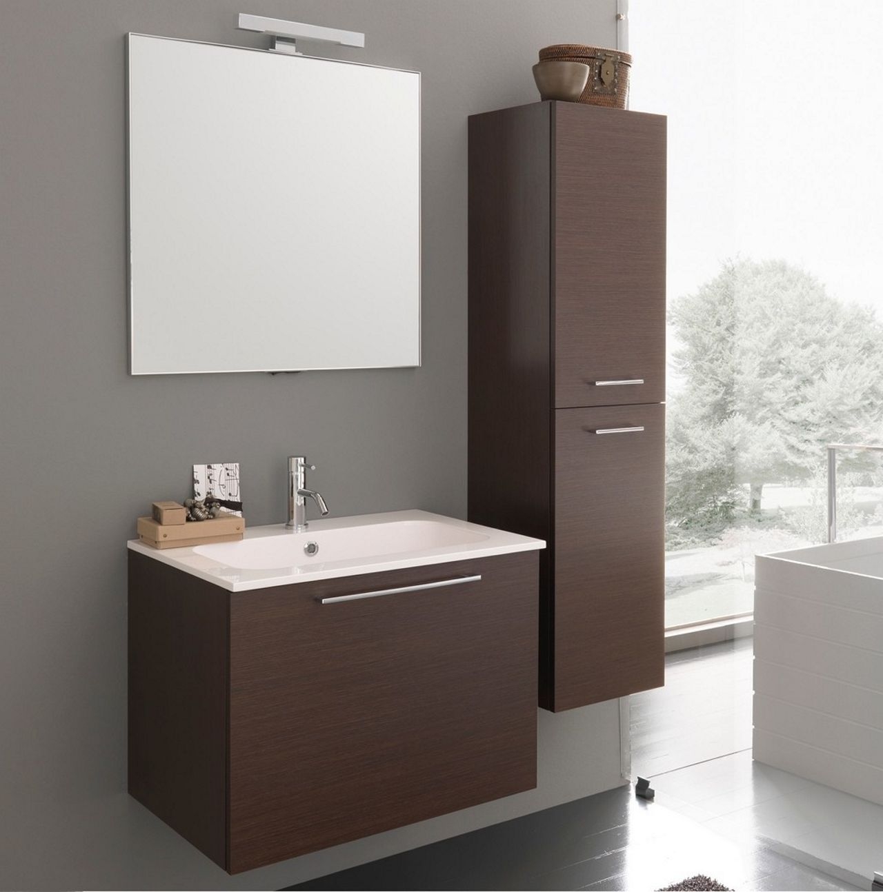 Mobilier de baie la comandă realizat de Mobi Design