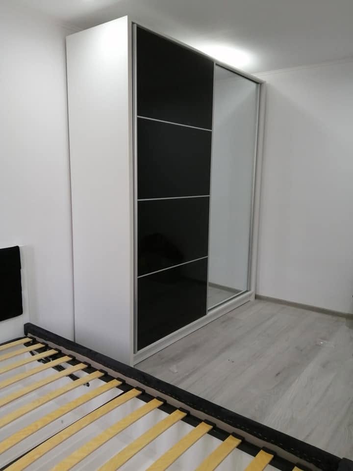 Dormitor cu dressing glisant, lucrare realizată în Râmnicu Vâlcea